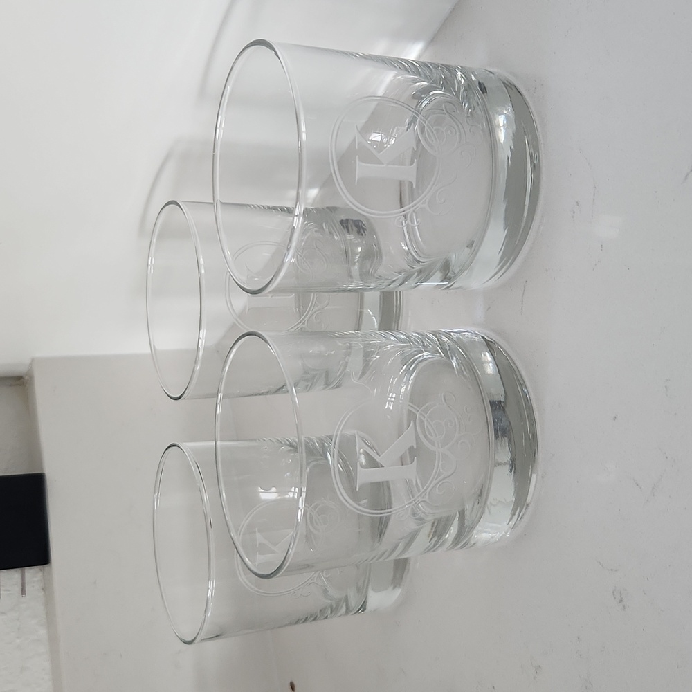 Great gift! - Set of four (4) "K" glasses (NWT)